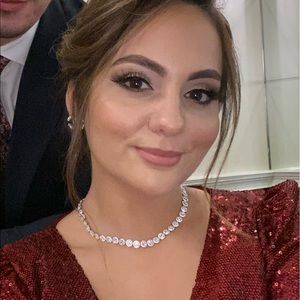 Meet your Posher, Anxhela